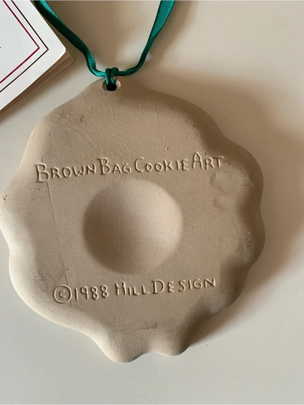 Vtg Brown Bag Cookie Art Molds Lot 1984 Heart 1988 Christmas Wreath & Booklet